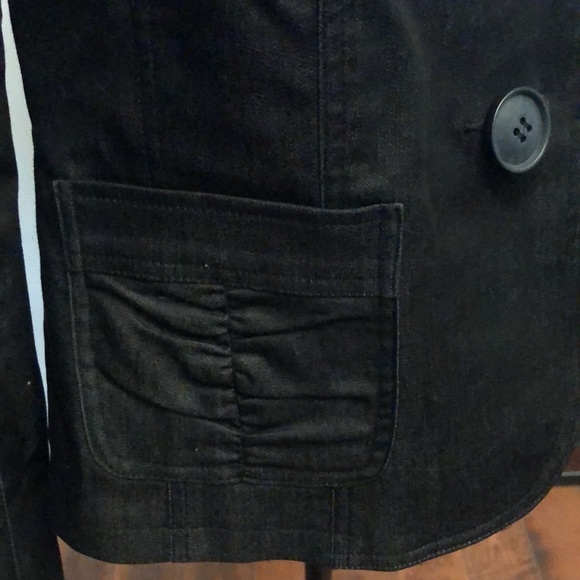 Tribal jacket, size 8, new with tags. - Picture 3 of 5